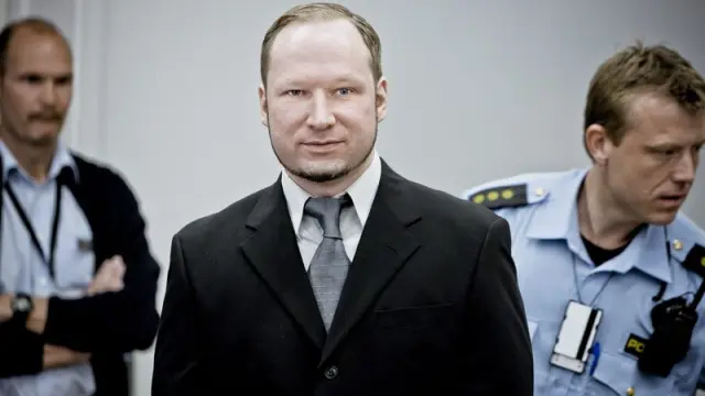 Breivik durante una declaración en el juicio