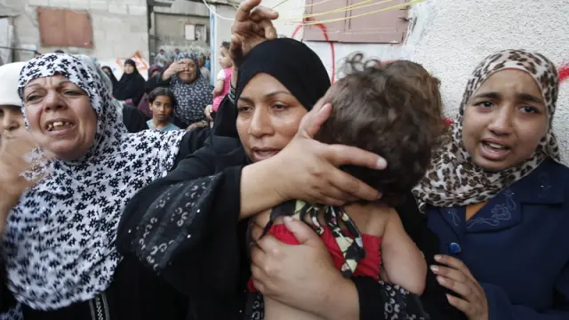 Mujeres palestinas, el sábado en un funeral