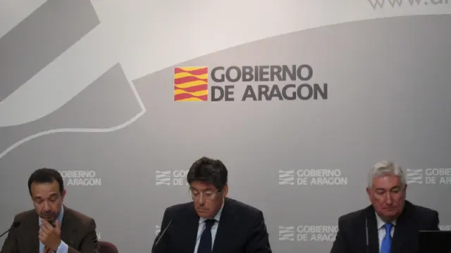 Raúl Marqueta, Arturo Aliaga y Miguel Ángel García Muro en la presentación de los proyectos
