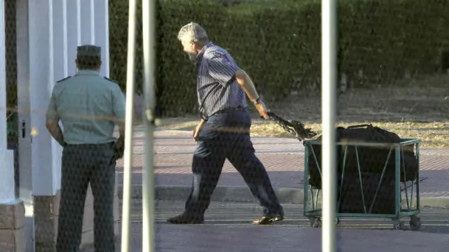 Laureano Oubiña abandon la prisión de Navalcarnero, en la que cumplía condena desde 1990