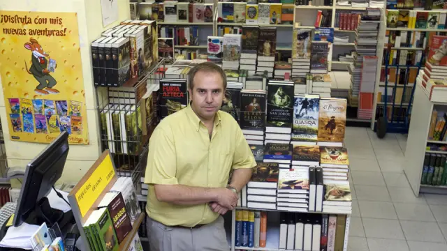 César Muñío, presidente de la Asociación de Libreros
