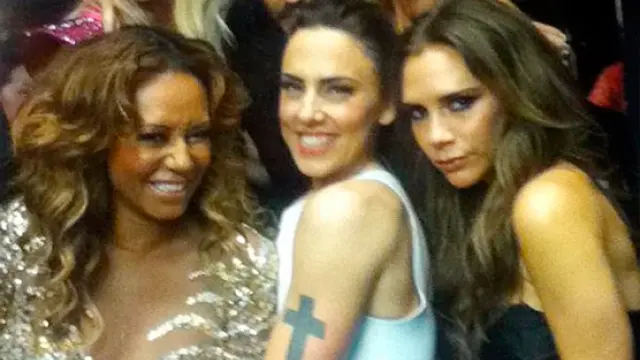 Russell Brand con las Spice Girls