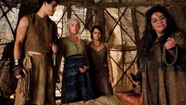 Daenerys estará dispuesta a todo por salvar a Khal Drogo.