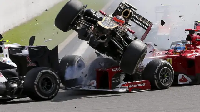Accidente en la salida del Gran Premio de Bélgica