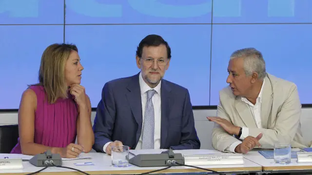 Rajoy, con Cospedal y Arenas, en la Ejecutiva del PP