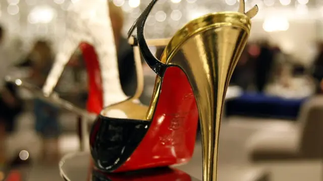 Zapatos del diseñador francés Louboutin