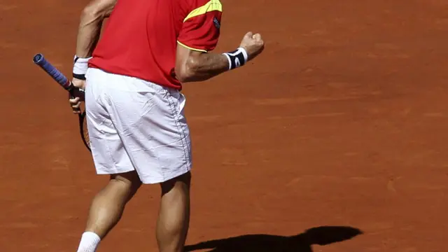 Ferrer celebra un punto en la eliminatoria de Copa Davis