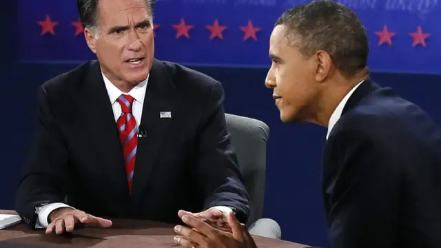 Obama y Romney durante el debate