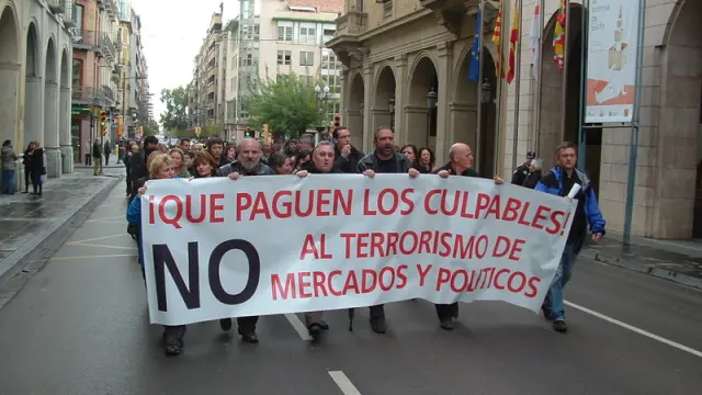 Manifestación por las calles de Huesca