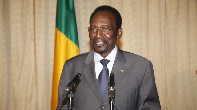 El presidente Dioncunda Traoré asegura que la opción del Gobierno de Mali es la paz