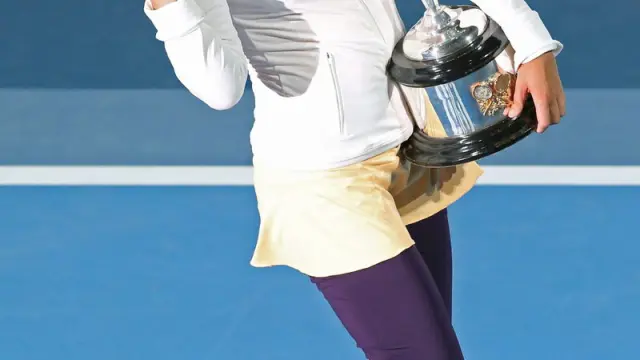 Victoria Azarenka con su trofeo