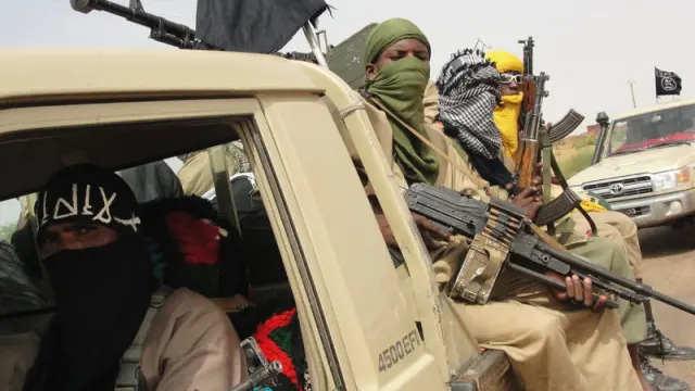 Soldados de Ansar Dine Islamist en Kidal