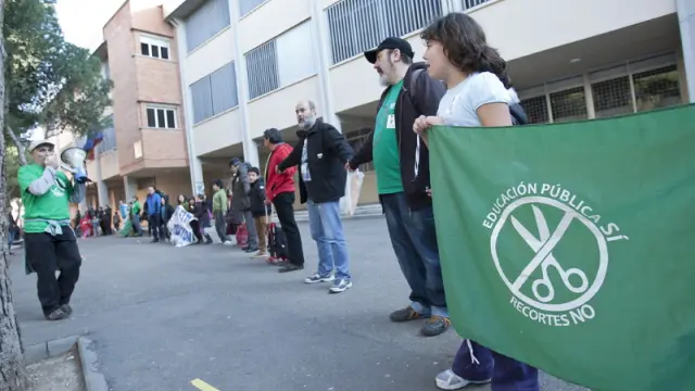 Una protesta organizada por Marea Verde en defensa de la escuela pública.