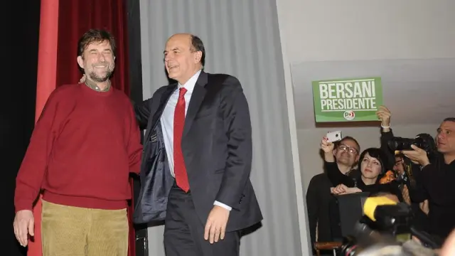El director Nani Moretti ha apoyado a Bersani en el cierre de campaña
