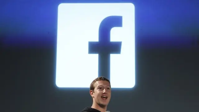 Mark Zuckerberg creador de Facebook