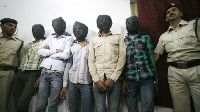 Los seis detenidos esta semana en India tras violar a una turista suiza