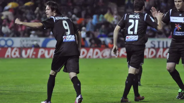 Acquafresca celebra el gol de los levantinos.