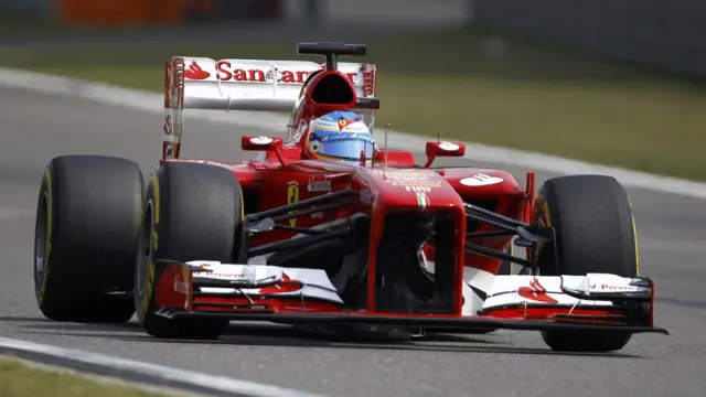 Alonso, en los entrenamiento del GP de China