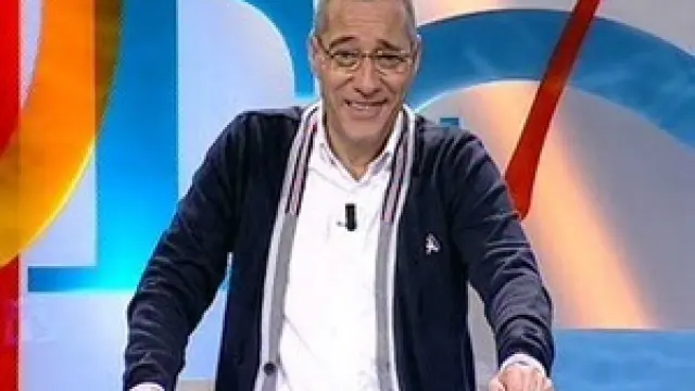 Goyo González presentando el concurso en Telemadrid