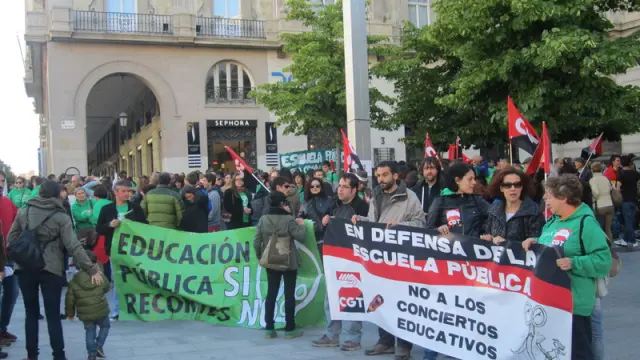 Manifestación contra la LOMCE en Zaragoza