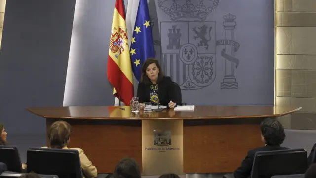 Soraya Sáenz de Santamaría, durante la rueda de prensa tras el Consejo de Ministros