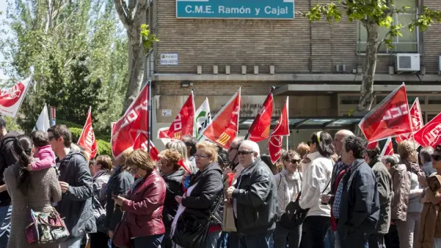 Manifestación de los trabajadores de la limpieza del Salud en Zaragoza