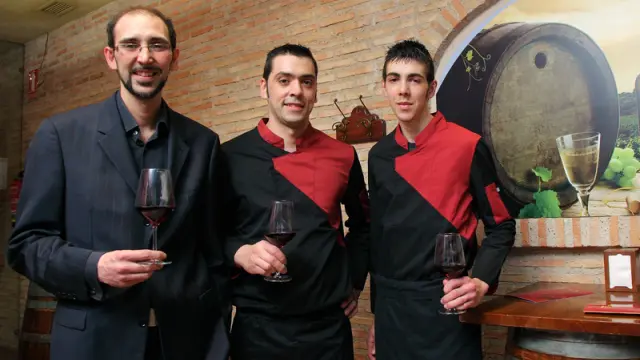 Los tres hermanos: Alberto, Cristian y Raúl