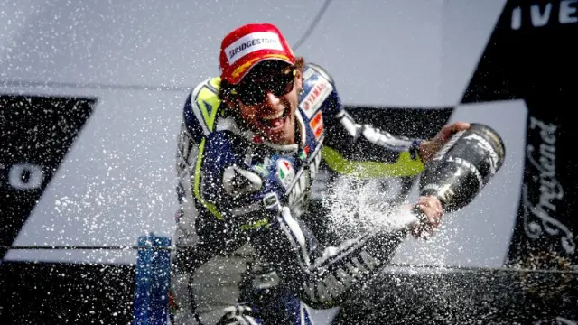 Valentino Rossi, en el podio de Assen. Foto de archivo