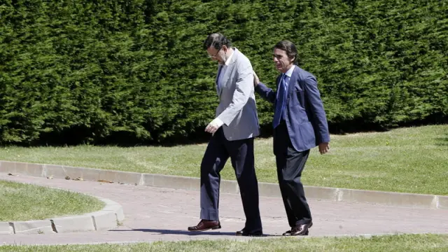 Rajoy, junto a José María Aznar