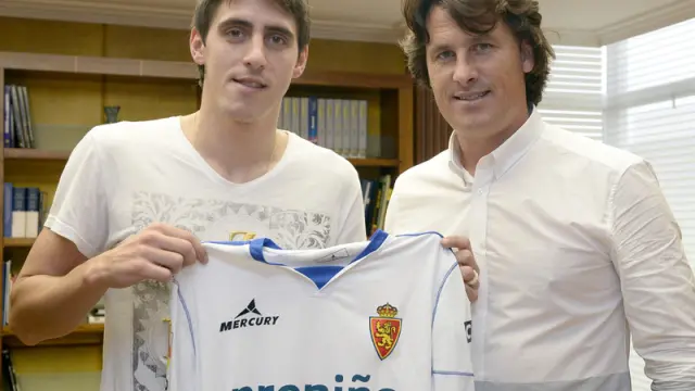 Mario Paglialunga con la camiseta del Real Zaragoza