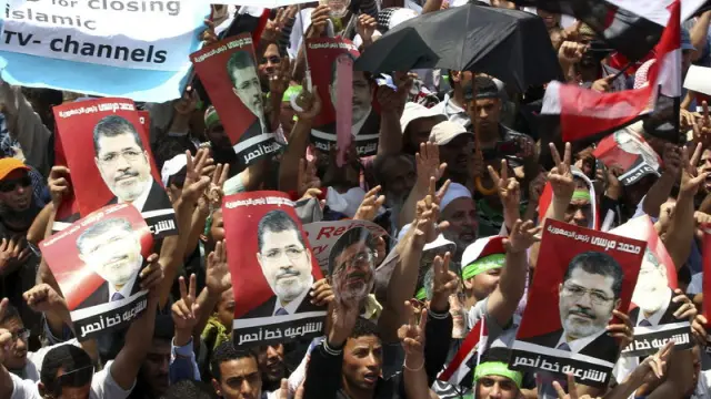 Las protestas de los partidarios de Mursi continúan en El Cairo.