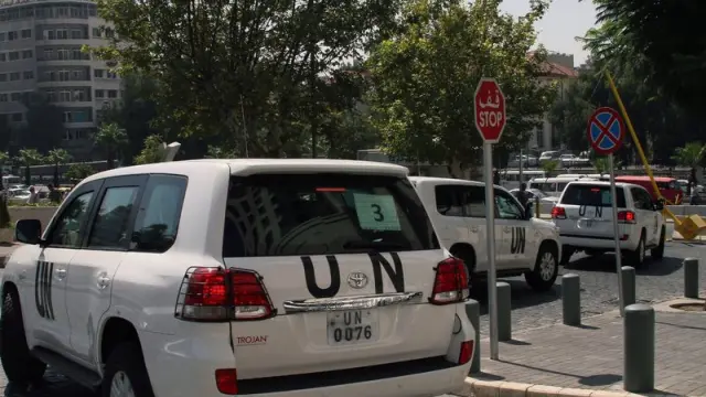 Un vehículo de la ONU este lunes en Damasco