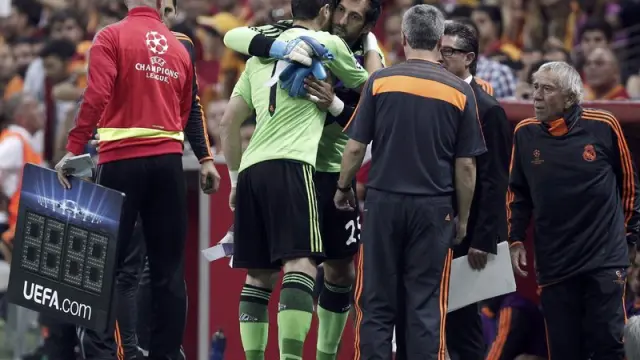 CAsillas, lesionado ante el Galatasaray