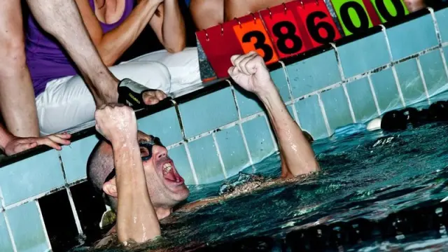 Toño Martí en su maratón acuático