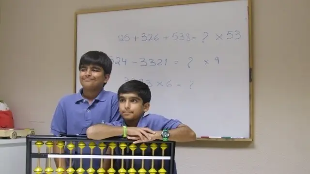 Los hermanos Motwani son los campeones del mundo de cálculo mental con ábaco