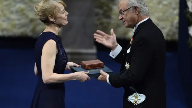 La hija de Alice Munro recogió el premio Nobel de Literatura otorgado a su madre