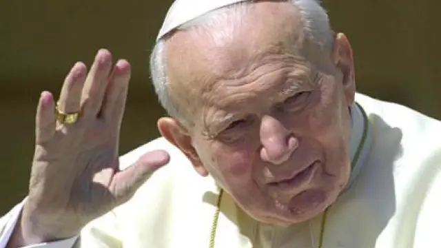 Existen tres reliquias con sangre de Juan Pablo II