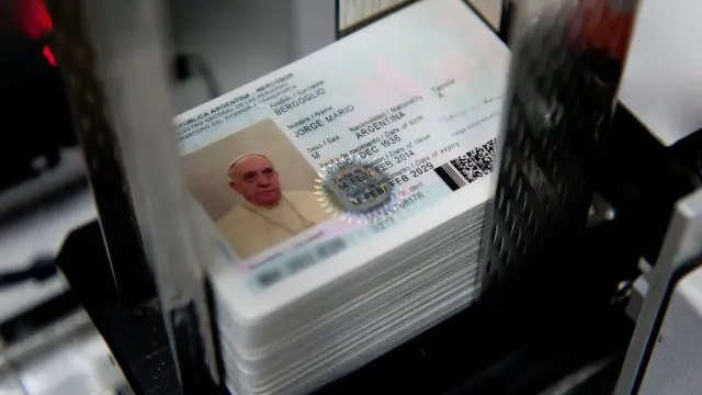 Pasaporte del Papa Francisco