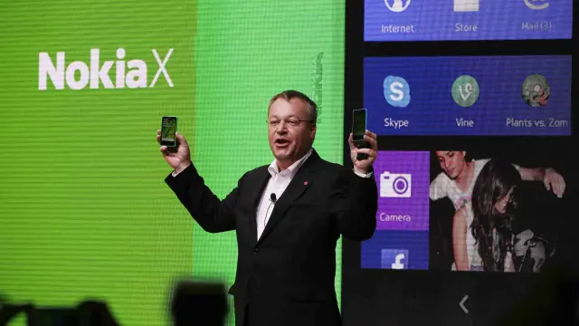 Stephen Elop presenta los nuevos móviles de Nokia