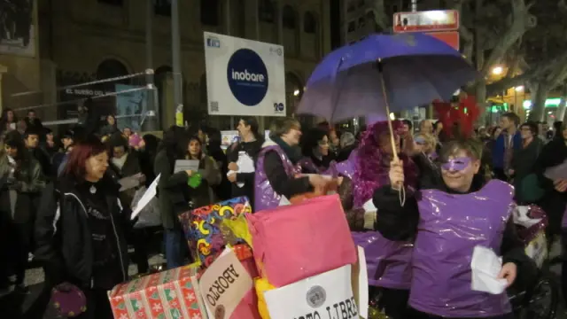 Concentración en Zaragoza contra la ley del aborto