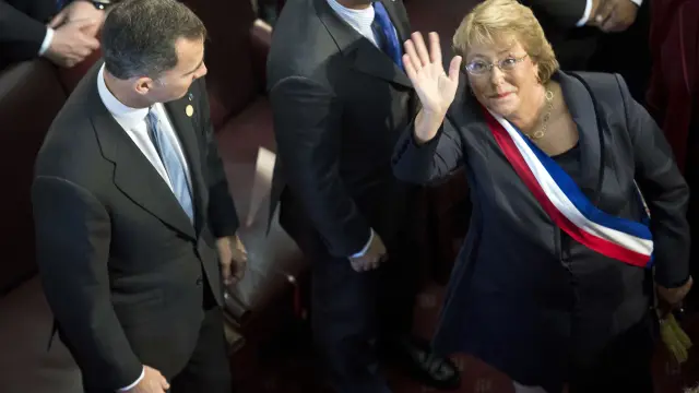 El príncipe Felipe acudió a la ceremonia de investidura de Bachelet