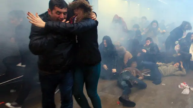 Choques entre policías y manifestantes en Estambul
