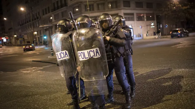 Un grupo de policías, en los disturbios del pasado domingo en Madrid