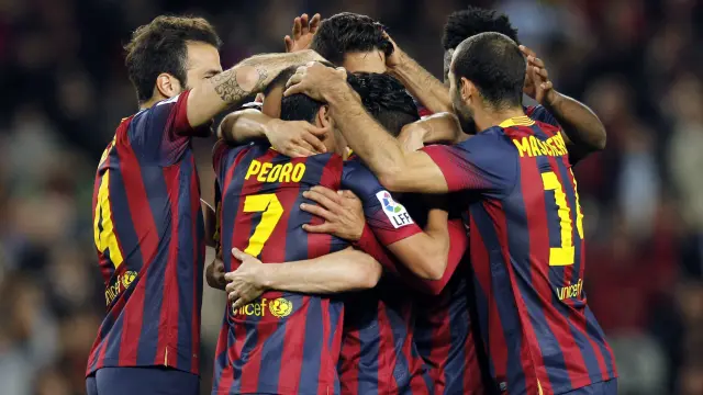 Los jugadores del Barça celebran uno de los goles marcados.
