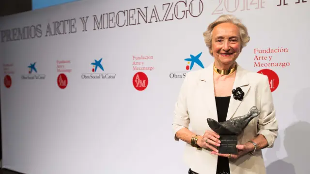 Pilar Citoler con el premio Arte y Mecenazgo