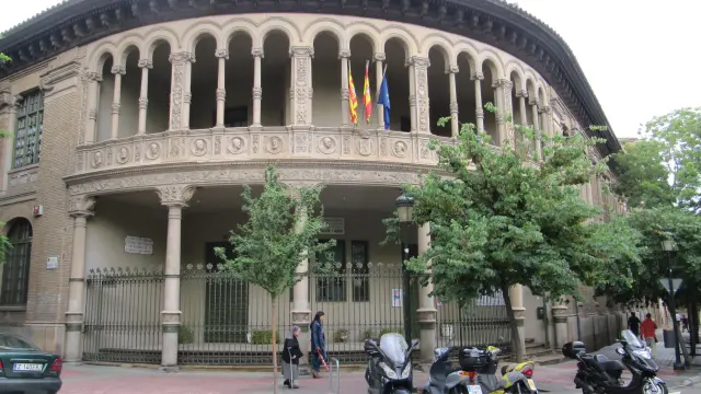 Colegio Gascón y Marín, donde un grupo de padres se oponen a la prueba