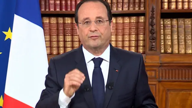 Hollande, en un momento del mensaje emitido este lunes
