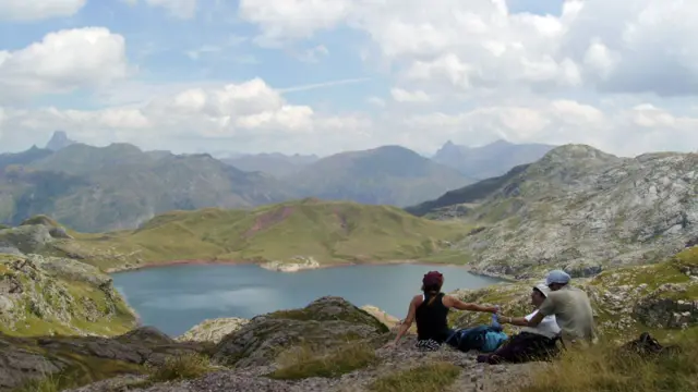 El Pirineo aragonés acoge decenas de campamentos cada verano.