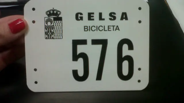 Gelsa todavía ofrece a sus vecinos matrículas para las bicicletas