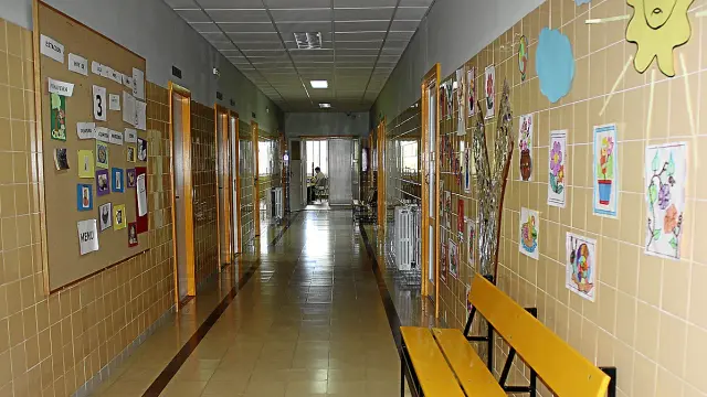 Uno de los pasillos del centro El Pinar, donde residen personas con discapacidad intelectual.